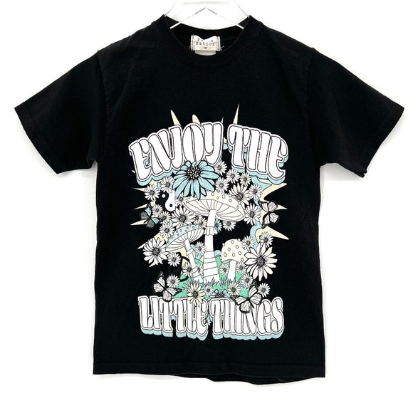 Urban Nation Enjoy The Little Things Flower Mushroom Graphic Tee Shirt Size XS - Picture 1 of 8